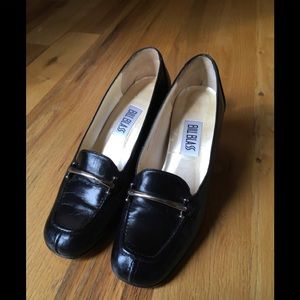 Bill Blass Black Patent Leather Loafer Size 6.5